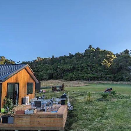 Enchanted Retreat In Greymouth Shared With Host Exterior photo
